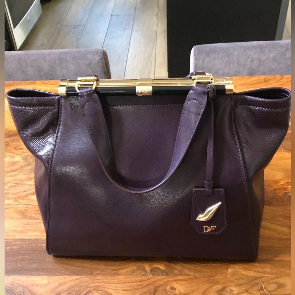 Authentic DVF 440 Runway Tote